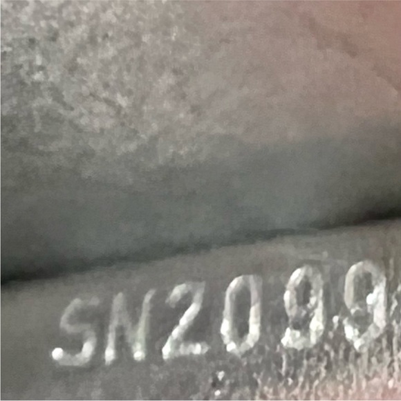 Authentic Louis Vuitton Gold Porte Monnaie Flocon Coin and Charm Pouch - Picture 11 of 13